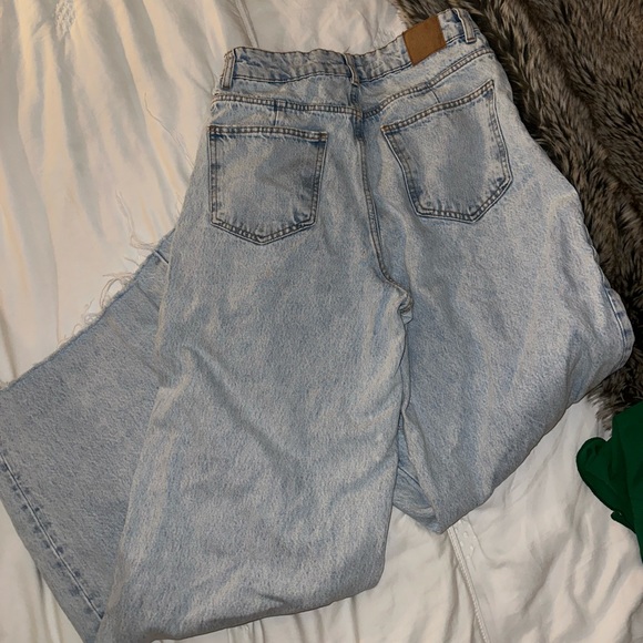 Zara Wide Leg Snow Wash Jeans - Picture 4 of 4